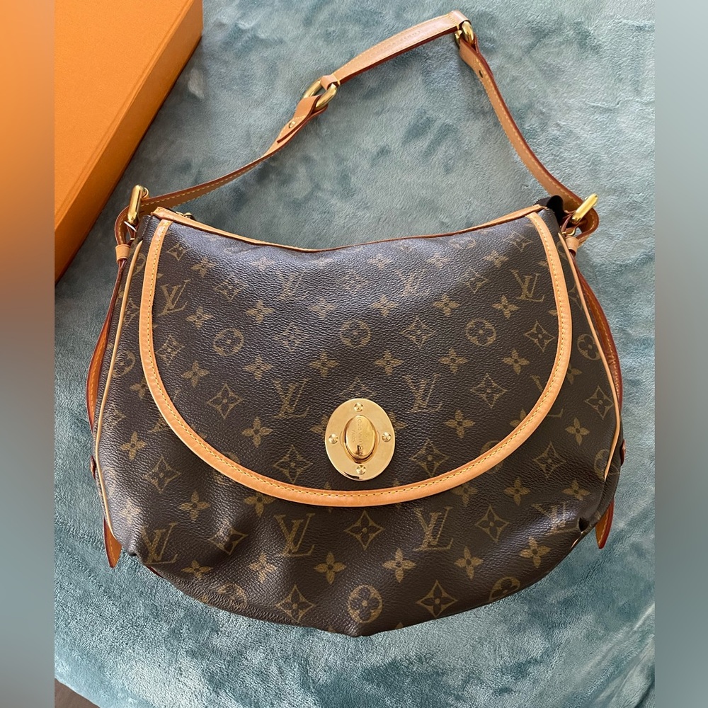 Authentic Louis Vuitton Tulum GM